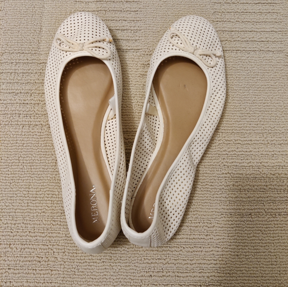 Off-White dress shoes